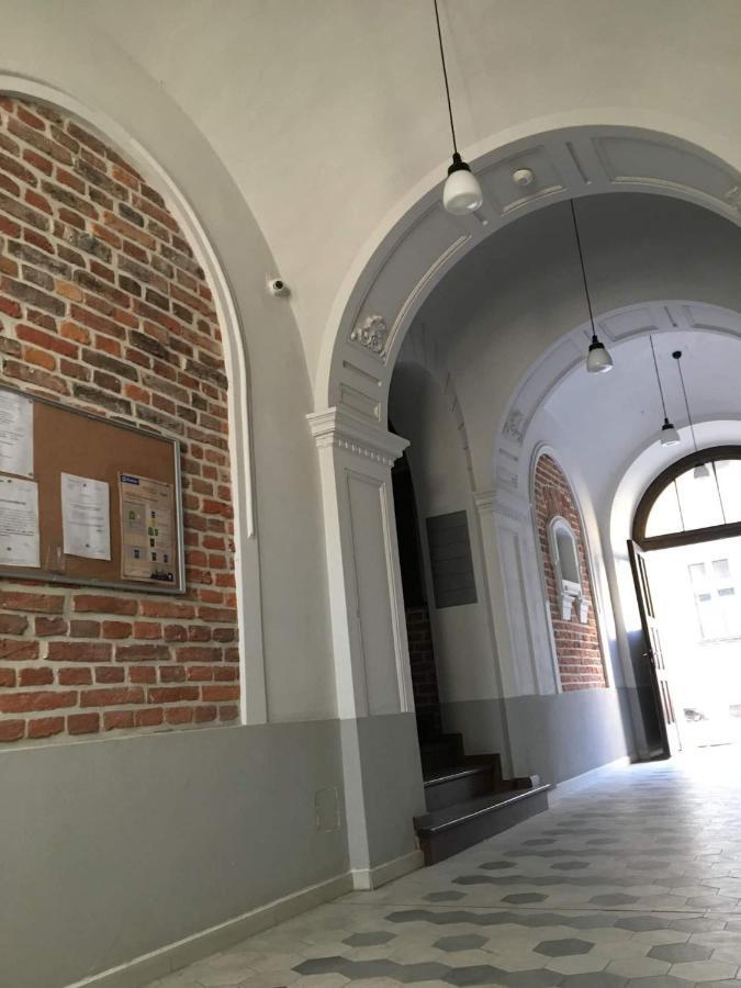Goldfinger 3-Bed Unique Apartment In The Heart Of Podgorze Krakkó Kültér fotó