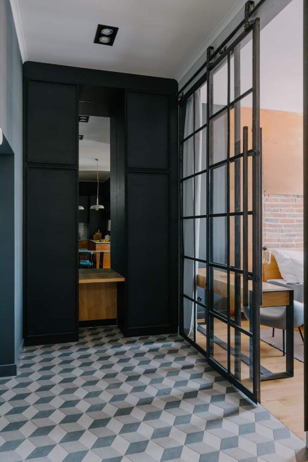 Goldfinger 3-Bed Unique Apartment In The Heart Of Podgorze Krakkó Kültér fotó