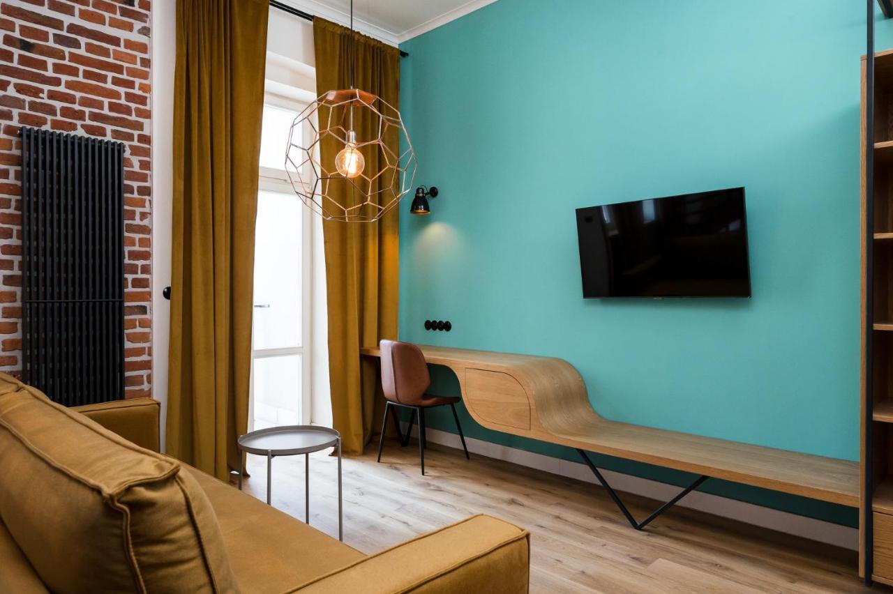 Goldfinger 3-Bed Unique Apartment In The Heart Of Podgorze Krakkó Kültér fotó