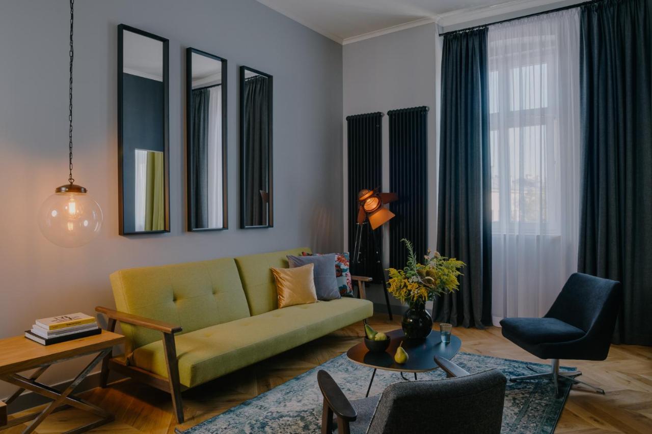 Goldfinger 3-Bed Unique Apartment In The Heart Of Podgorze Krakkó Kültér fotó