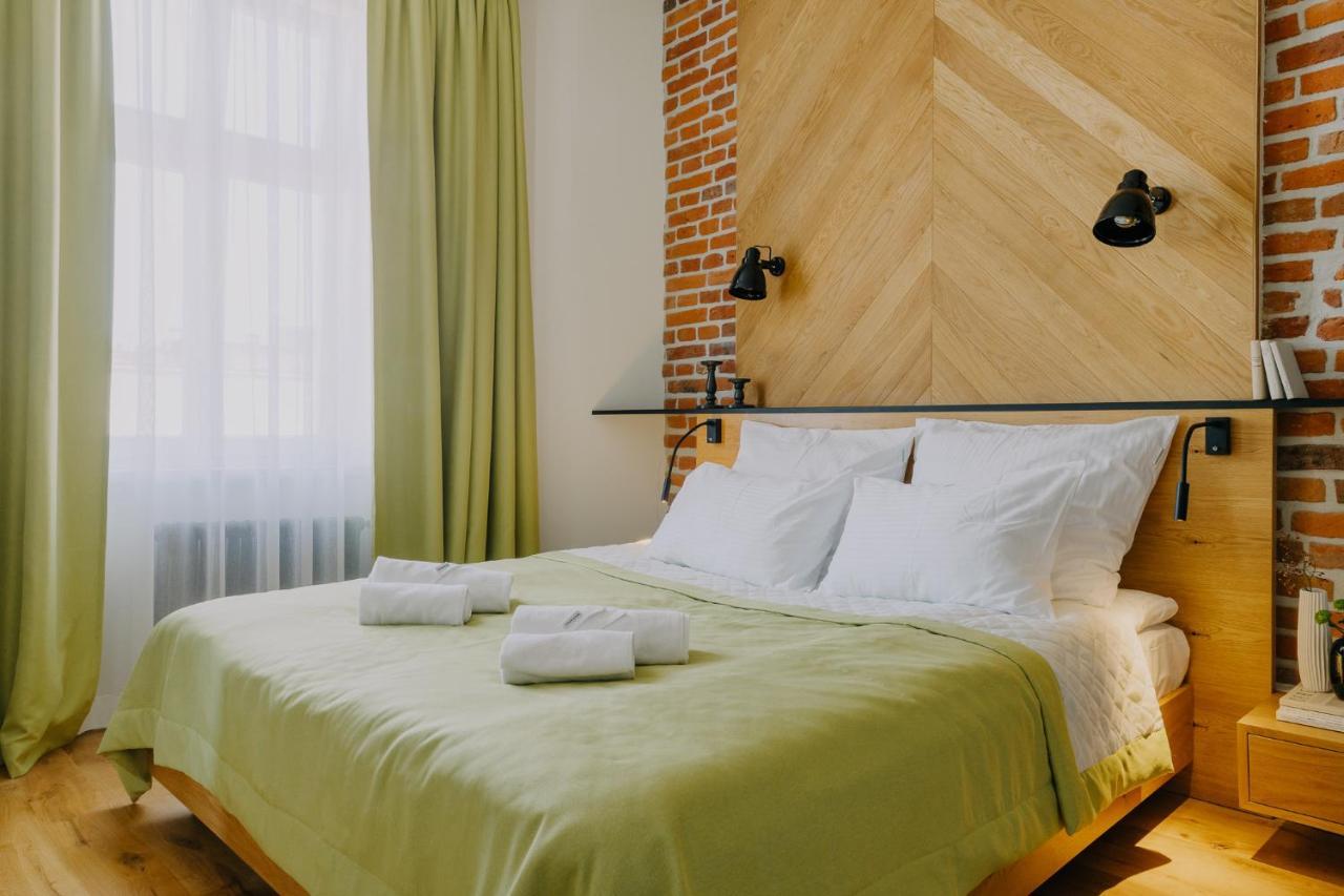 Goldfinger 3-Bed Unique Apartment In The Heart Of Podgorze Krakkó Kültér fotó